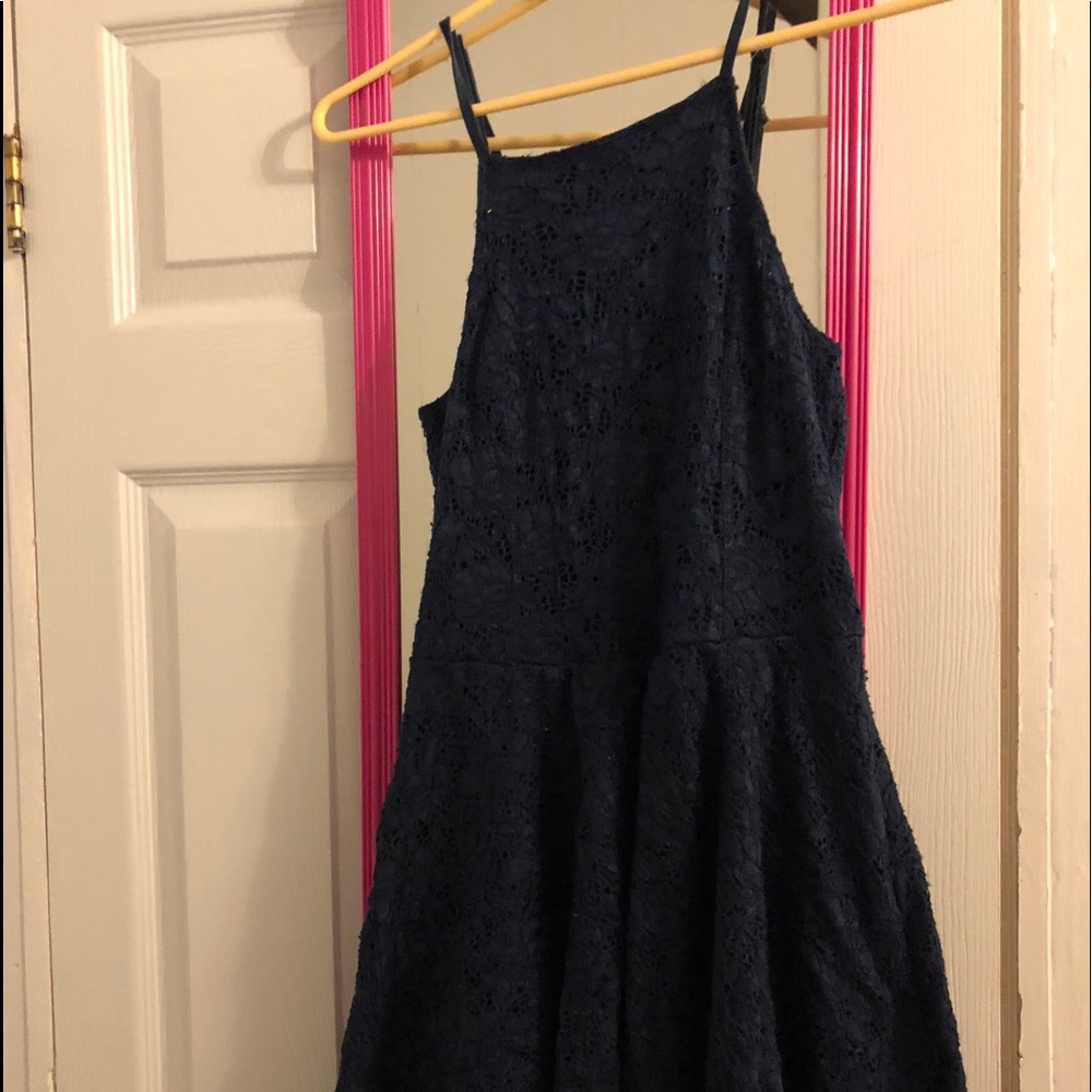Dress - Picture 2 of 2